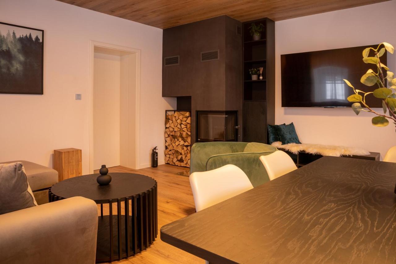 Hillside No. 18 Apartment Loucna pod Klinovcem Ngoại thất bức ảnh