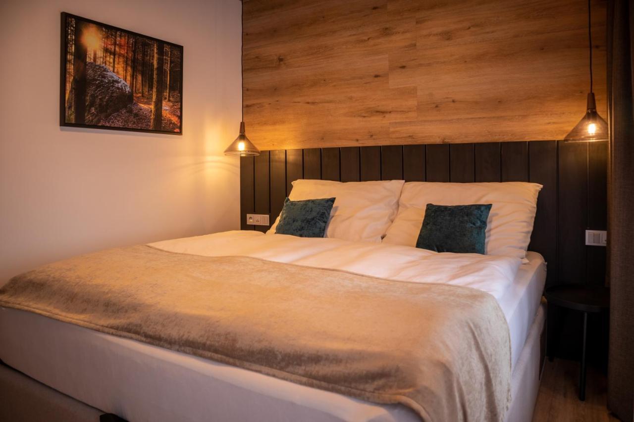 Hillside No. 18 Apartment Loucna pod Klinovcem Ngoại thất bức ảnh
