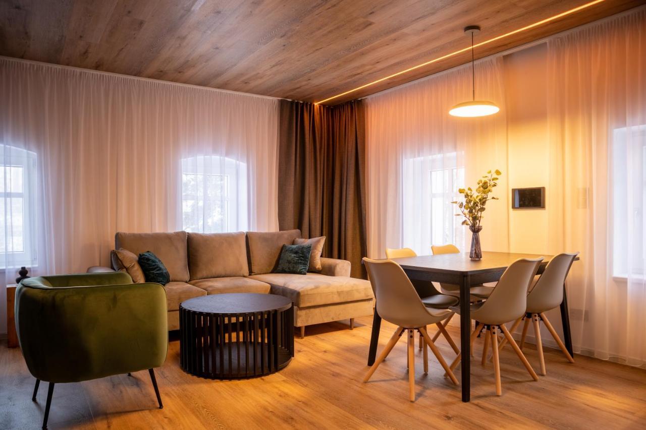 Hillside No. 18 Apartment Loucna pod Klinovcem Ngoại thất bức ảnh