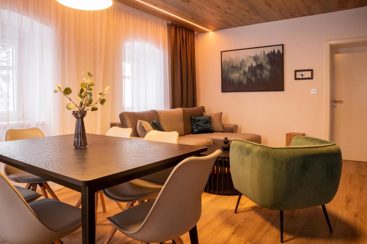 Hillside No. 18 Apartment Loucna pod Klinovcem Ngoại thất bức ảnh